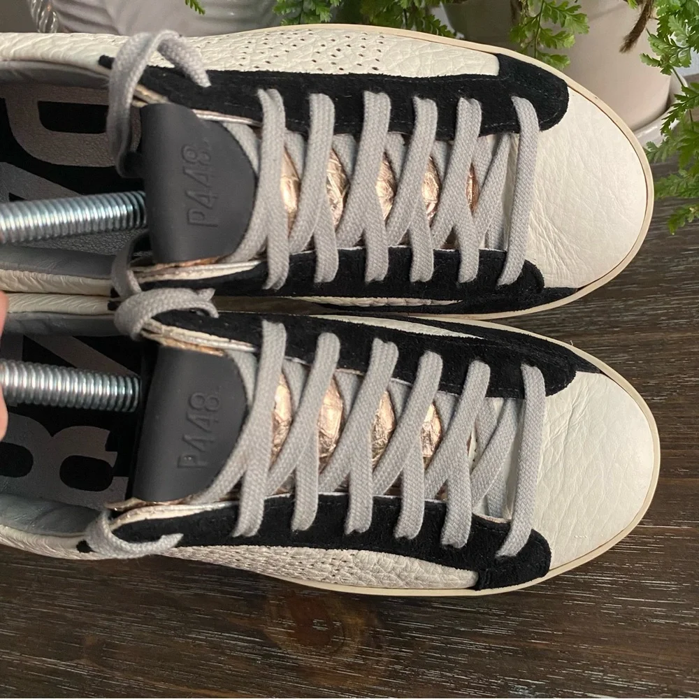 P448 John Delhisil Sneakers Lace Up Low Top Leather Shoes Women’s EU 37 /‎ US 7